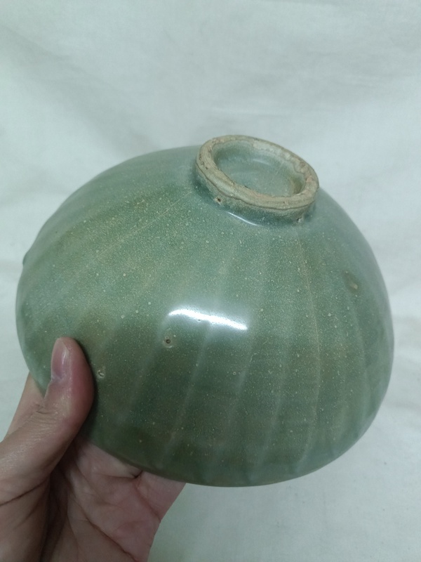 古玩陶瓷宋代龍泉窯青釉菊瓣碗(已平臺實物保真)拍賣,當前價格22000元