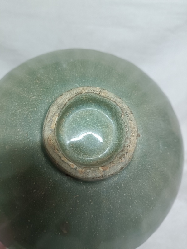 古玩陶瓷宋代龍泉窯青釉菊瓣碗(已平臺實物保真)拍賣,當前價格22000元