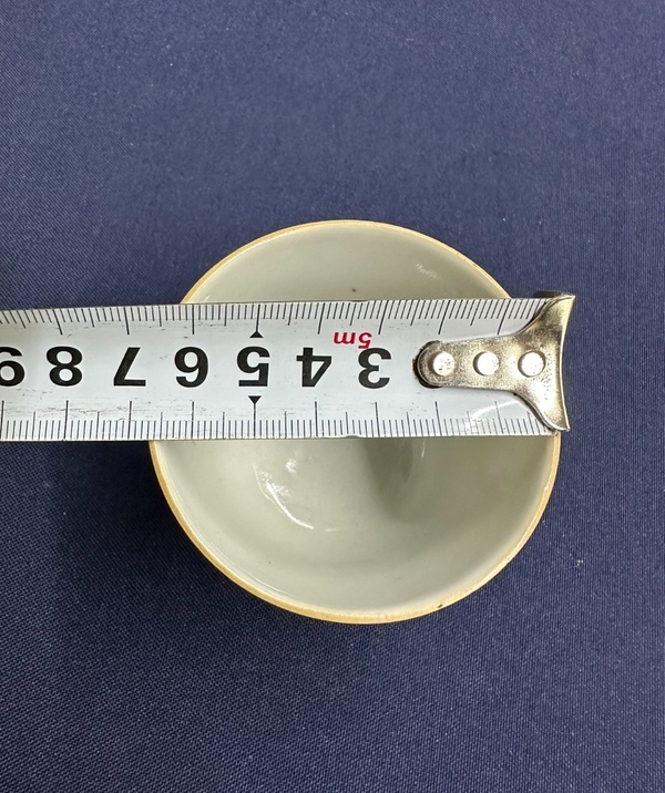 古玩陶瓷清晚期礬紅彩花卉紋仰鐘杯拍賣,當(dāng)前價格0元