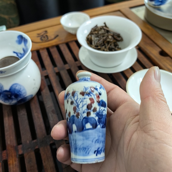 古玩陶瓷青花釉里紅八仙人物故事鼻煙壺拍賣,當前價格8500元