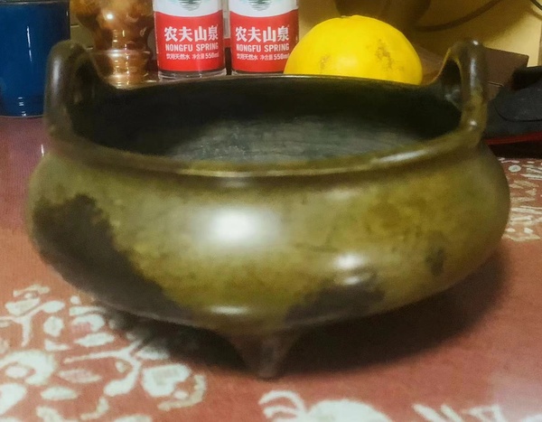 古玩轉(zhuǎn)賣15年前國外拍回來的清中早期爐子拍賣，當前價格35800元
