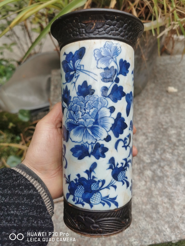 古玩陶瓷哥釉***青花花觚拍賣，當前價格1200元