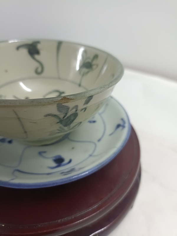 古玩陶瓷清中青花靈芝花卉紋茶碗碟拍賣，當前價格300元