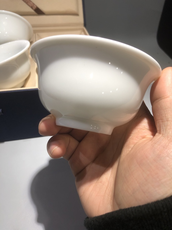 古玩陶瓷(精品主人杯)創匯-甜白釉-大號主人杯一組拍賣,當前價格220元