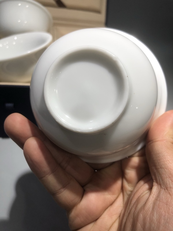 古玩陶瓷(精品主人杯)創匯-甜白釉-大號主人杯一組拍賣,當前價格220元