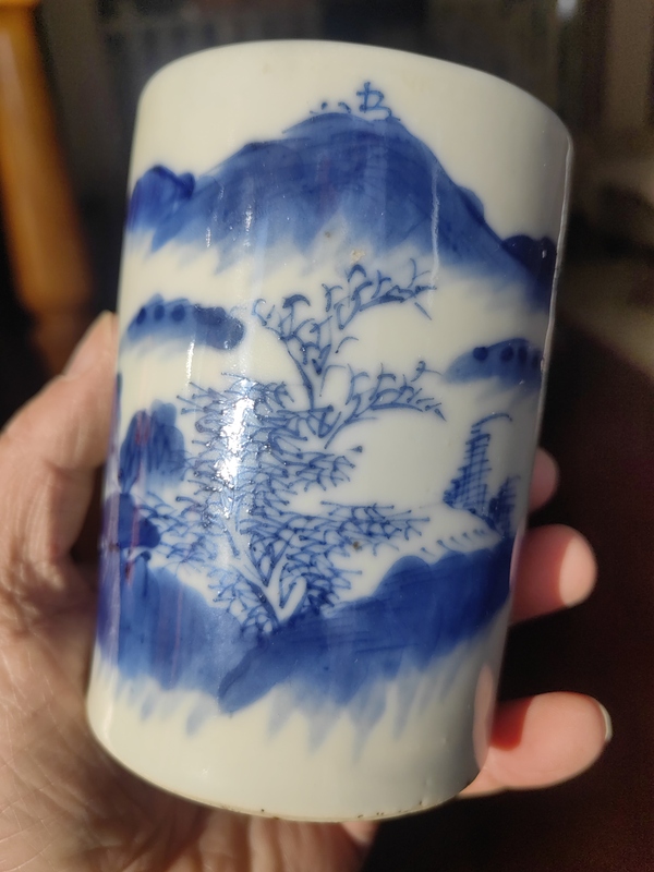 古玩轉(zhuǎn)賣山水紋青花筆筒拍賣，當(dāng)前價(jià)格3500元