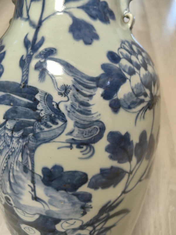 古玩陶瓷豆青釉青花瓶拍賣,當前價格3000元
