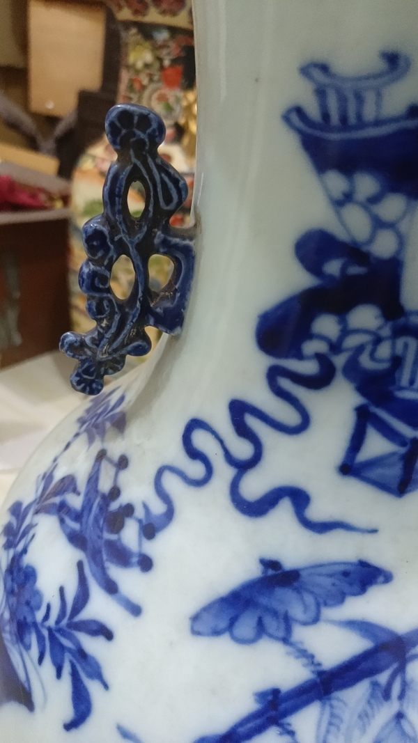 古玩陶瓷豆青釉青花博古清供圖盤口瓶拍賣,當前價格3980元
