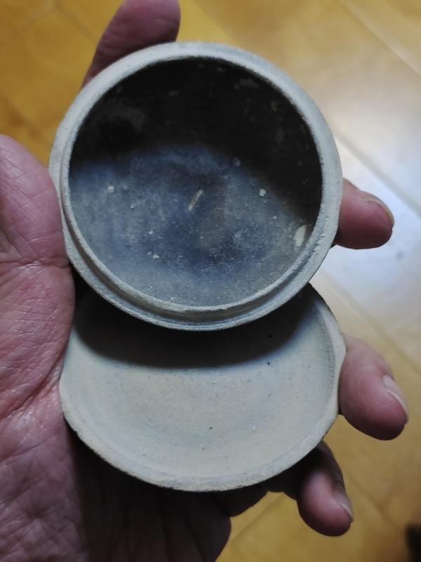 古玩陶瓷褐釉印泥盒拍賣,當(dāng)前價(jià)格880元