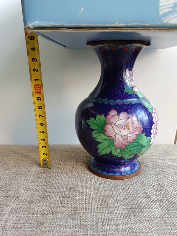 古玩雜項景泰藍花瓶拍賣,當前價格399元