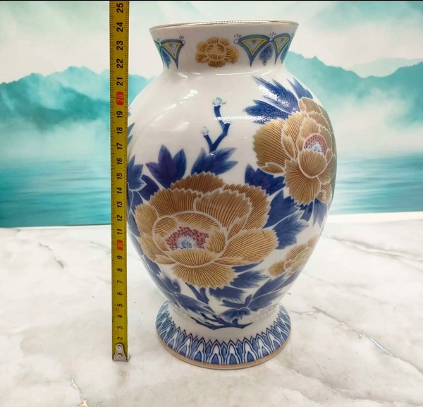 古玩陶瓷花卉紋瓶拍賣,當前價格298元