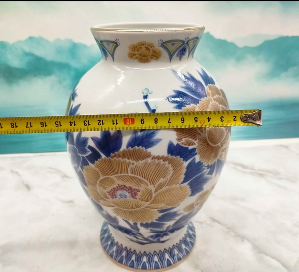 古玩陶瓷花卉紋瓶拍賣,當前價格298元