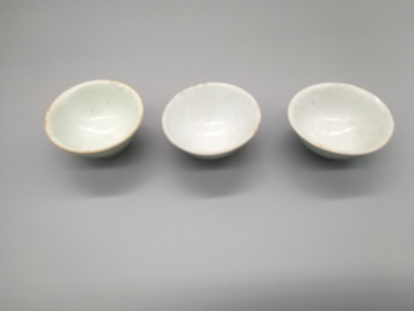 古玩陶瓷【清中期·養眼青釉,杯一組!】拍賣,當前價格588元