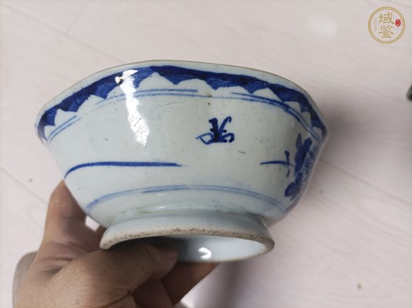 古玩陶瓷青花花卉碗真品鑒賞圖