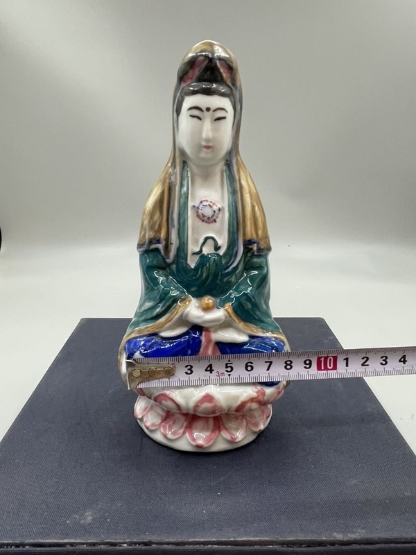 古玩陶瓷觀音塑像拍賣,當前價格999元