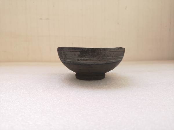 古玩陶瓷元末明初灰陶碗拍賣,當(dāng)前價格458元
