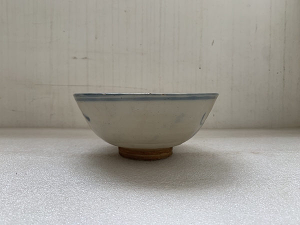 古玩陶瓷清早期磁州窯青花碗拍賣,當(dāng)前價(jià)格450元