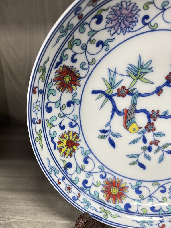 古玩陶瓷斗彩花鳥紋盤拍賣,當(dāng)前價格1000元