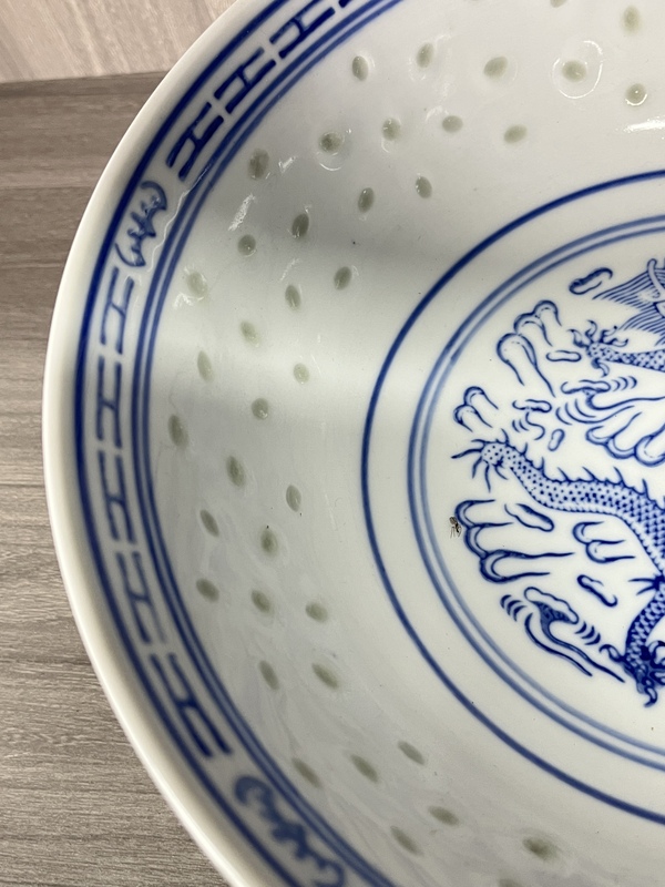 古玩陶瓷青花龍紋玲瓏瓷大碗拍賣,當前價格260元