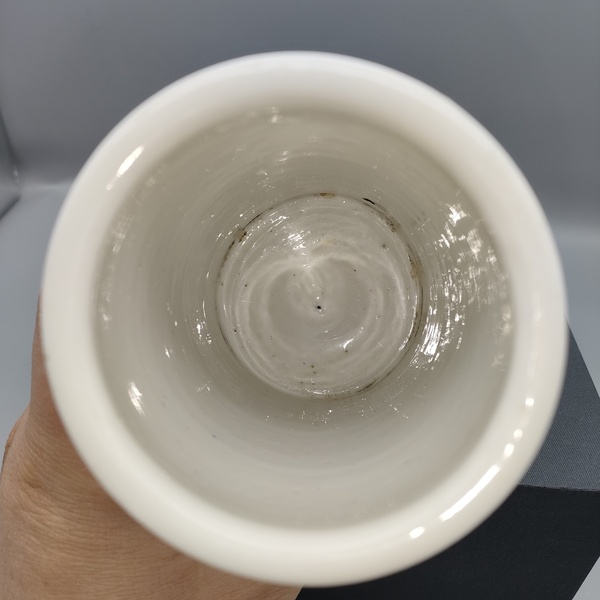 古玩陶瓷清末民初,青花山水人物紋筆筒拍賣,當(dāng)前價(jià)格660元