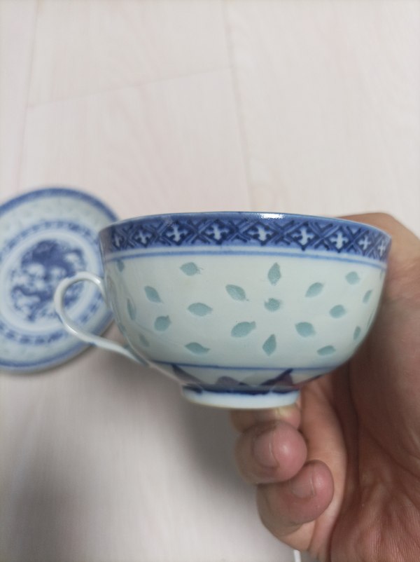 古玩陶瓷晚清玲瓏瓷龍紋杯碟拍賣,當前價格1300元
