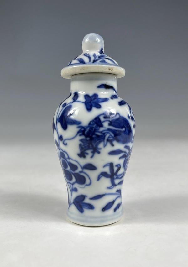 古玩陶瓷清代青花龍穿花紋蓋罐拍賣,當(dāng)前價格2400元