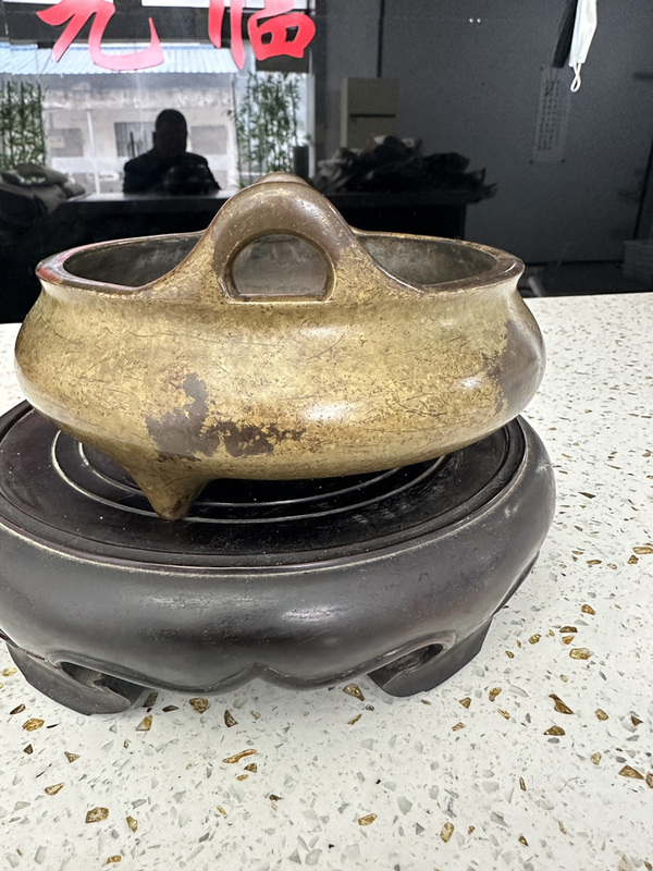 古玩銅器15年前國外拍回來的清中早期爐子拍賣，當前價格58888元