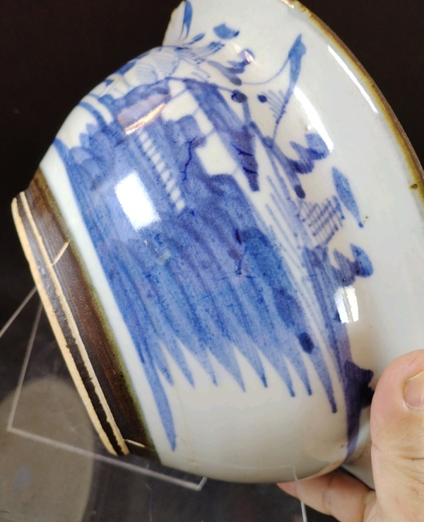 古玩陶瓷清中期道光細(xì)路***山水青花超大香爐(直徑26cm*高10cm)拍賣,當(dāng)前價(jià)格990元