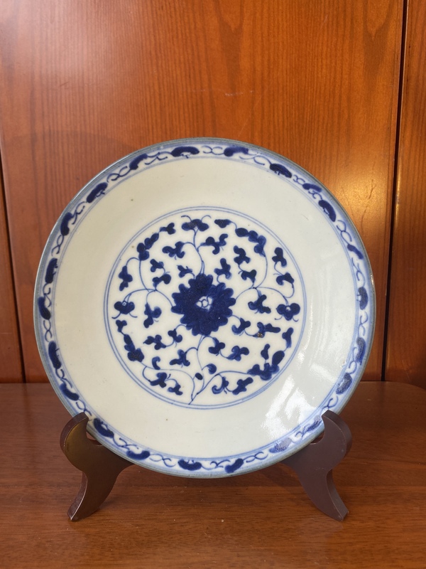 古玩陶瓷嘉慶本朝款青花纏枝花卉盤拍賣,當前價格680元
