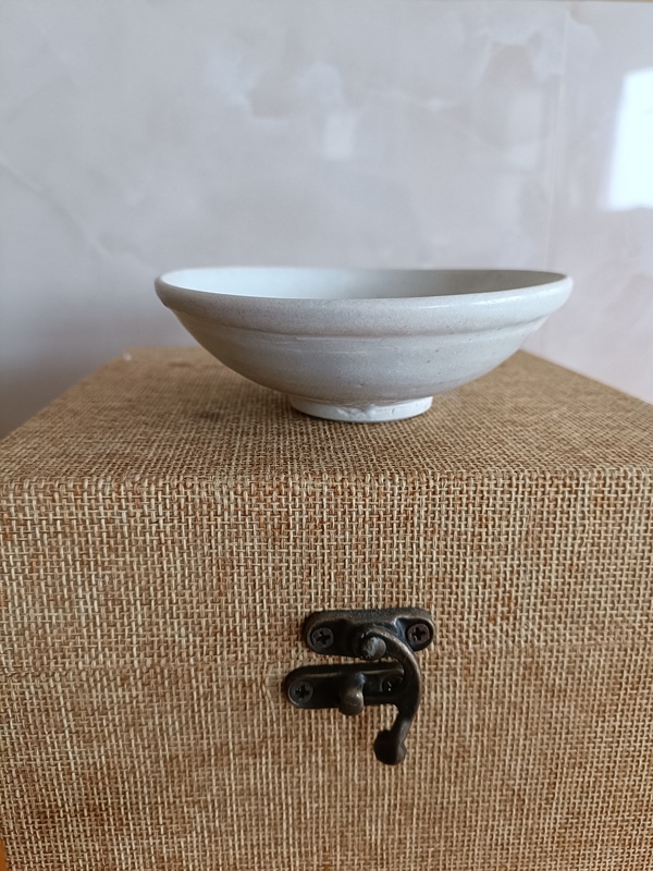 古玩陶瓷五代十國邢窯白瓷唇口盞拍賣,當前價格9800元
