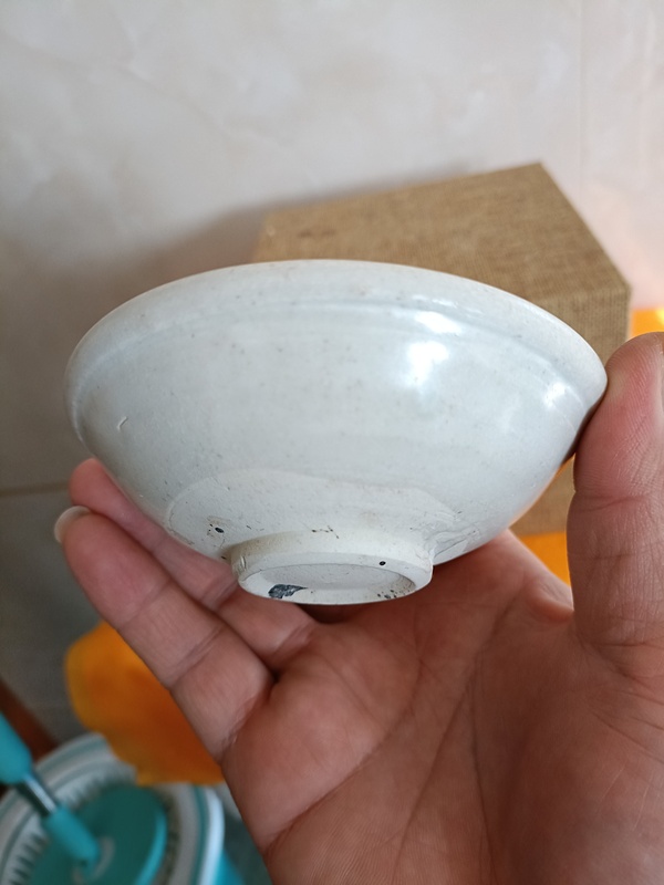 古玩陶瓷五代十國邢窯白瓷唇口盞拍賣,當前價格9800元