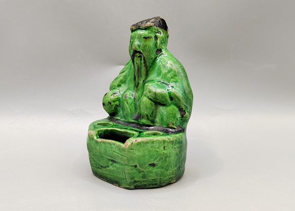 古玩陶瓷清代綠釉“純陽(yáng)子呂洞賓醉酒” 人物水盂拍賣(mài),當(dāng)前價(jià)格1680元
