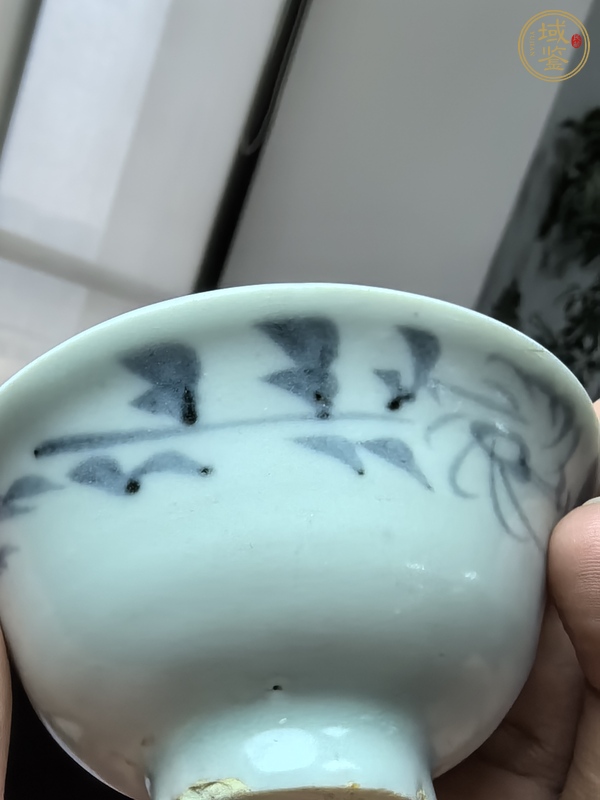 古玩陶瓷青花花卉紋茶碗真品鑒賞圖