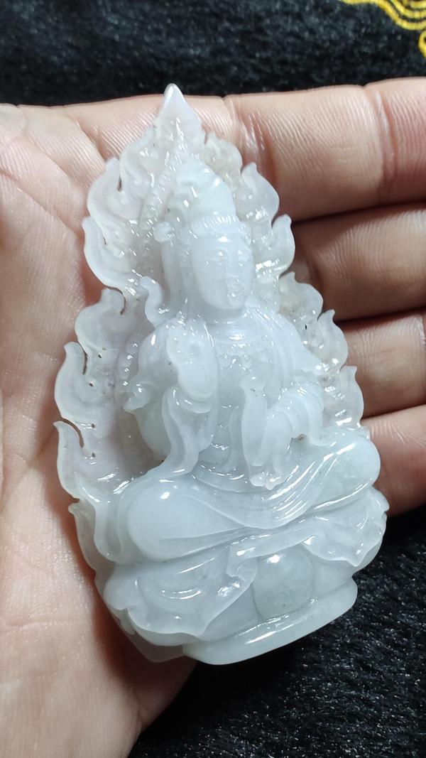 古玩玉器天然翡翠A貨觀音拍賣,當前價格8800元