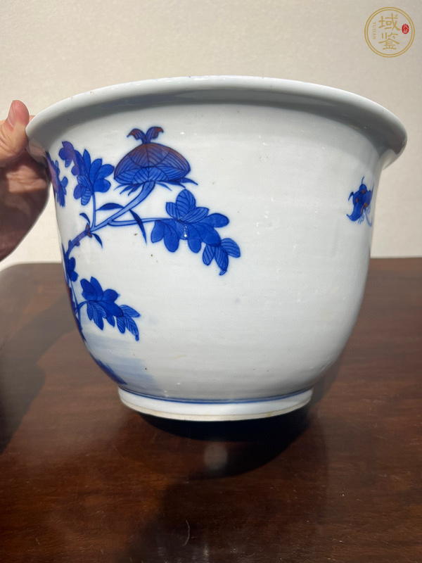 古玩陶瓷青花釉里紅花鳥紋花盆真品鑒賞圖