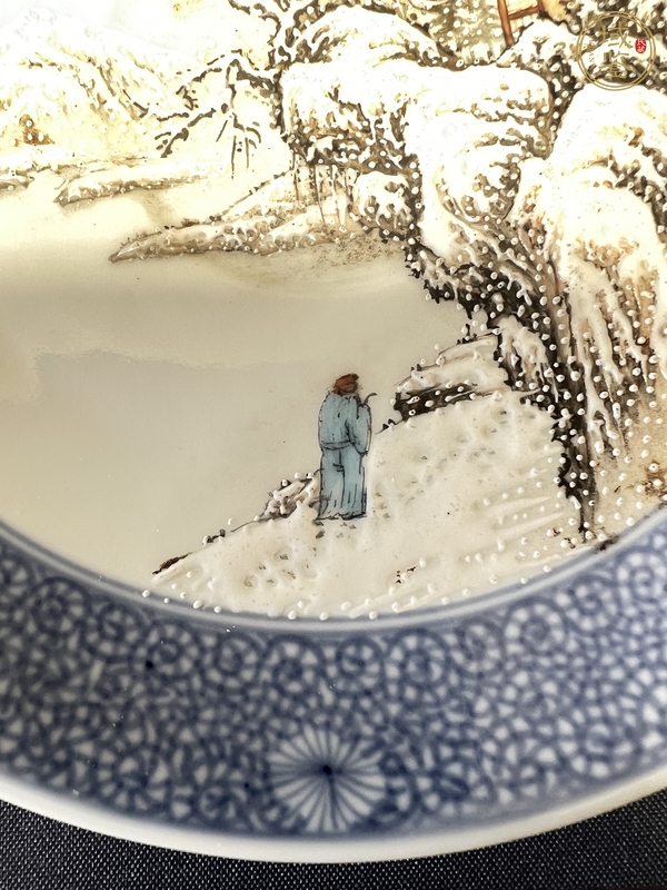 古玩陶瓷青花纏枝開窗粉彩雪景人物紋盤 真品鑒賞圖