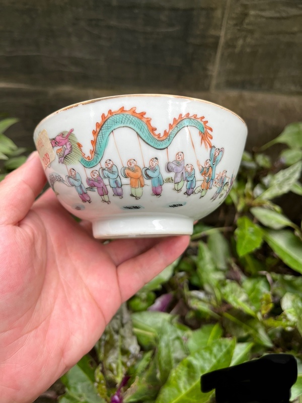 古玩陶瓷晚清粉彩百子鬧春圖墩式碗拍賣,當前價格5800元