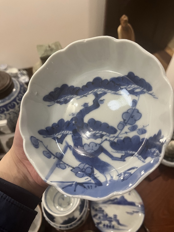 古玩陶瓷清代歲寒三友青花盤拍賣,當(dāng)前價(jià)格2800元