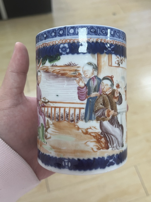古玩陶瓷人物紋青花廣彩執杯拍賣,當前價格3800元