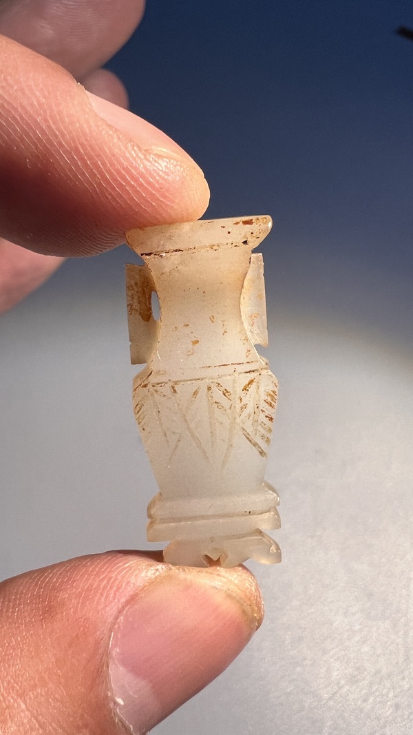 古玩玉器明代時期和田花飾拍賣，當前價格1888元