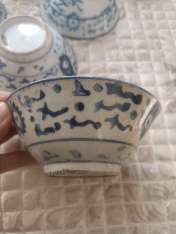 古玩陶瓷清代青花碗九個(gè)拍賣,當(dāng)前價(jià)格600元