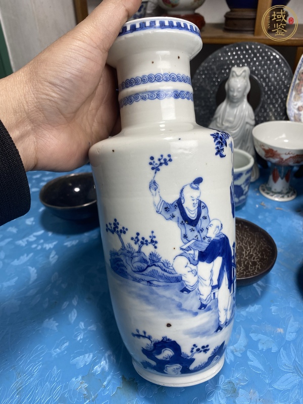 古玩陶瓷三娘教子圖青花棒槌瓶真品鑒賞圖