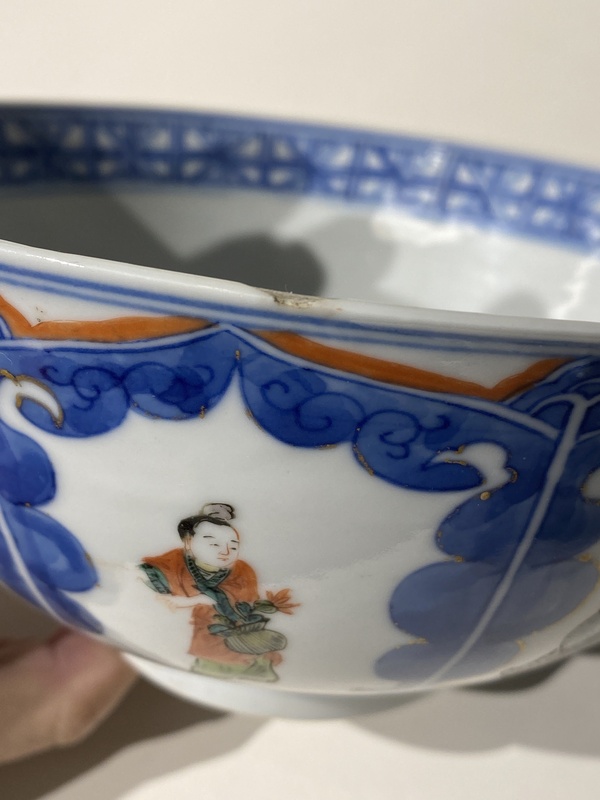 古玩陶瓷青花五彩碗拍賣,當(dāng)前價格8888元