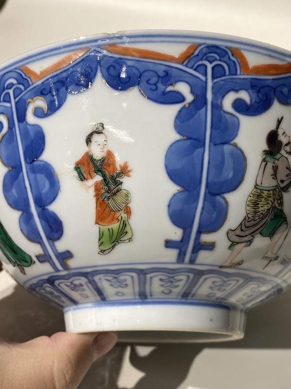 古玩陶瓷青花五彩碗拍賣,當(dāng)前價格8888元