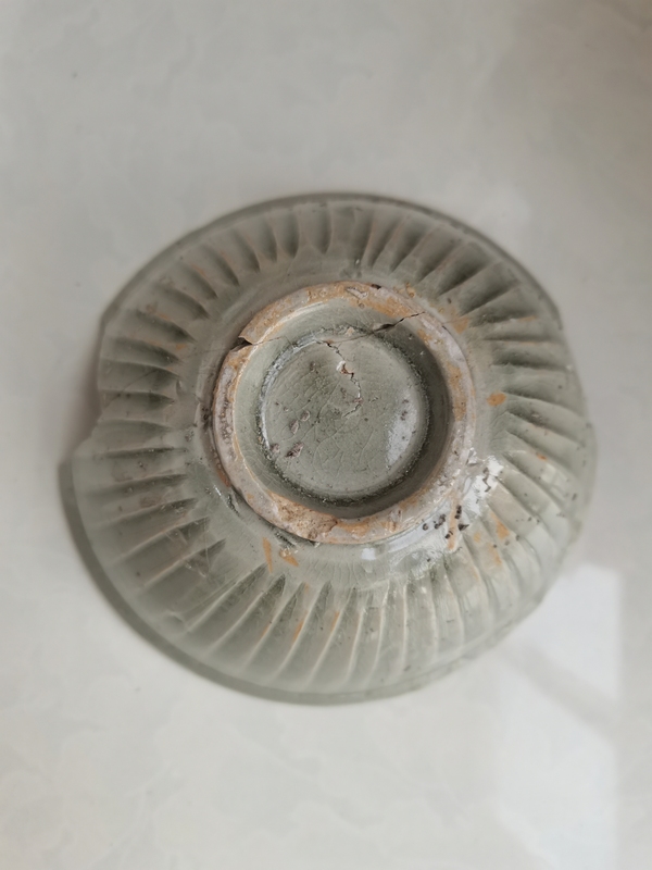 古玩陶瓷耀州或臨汝窯青釉刻線條紋茶盞拍賣,當前價格1400元