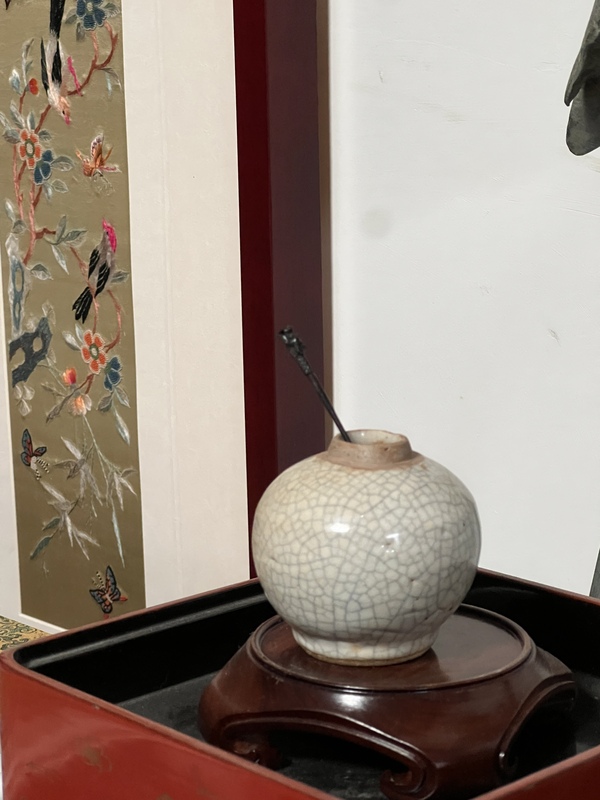 古玩陶瓷清中期哥釉文房小罐拍賣,當前價格3600元