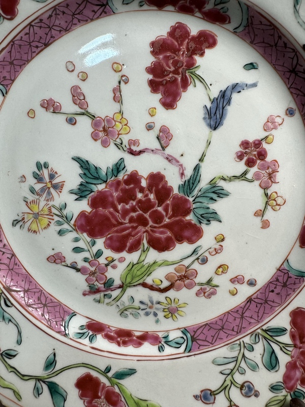 古玩陶瓷雍正粉彩花卉盤拍賣,當(dāng)前價(jià)格2880元