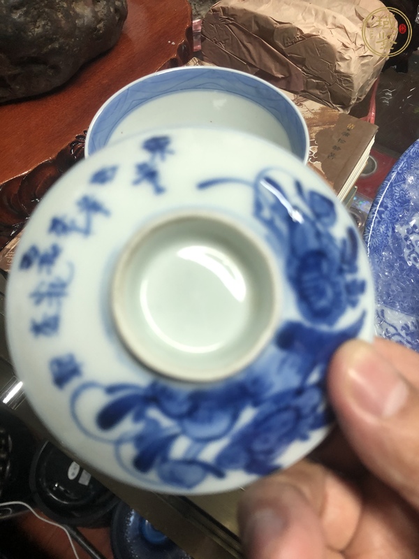 古玩陶瓷青花蓋碗真品鑒賞圖