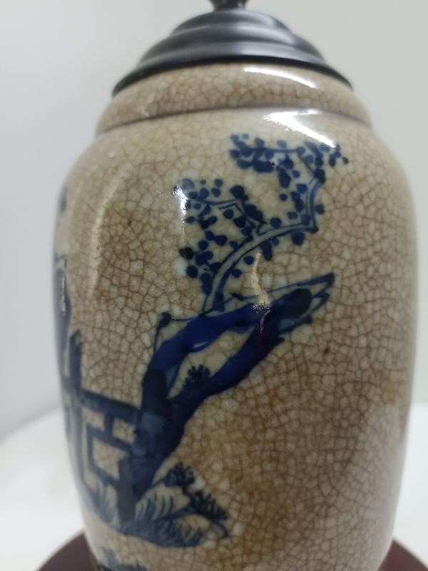 古玩轉(zhuǎn)賣清晚哥釉人物瓶拍賣，當(dāng)前價(jià)格999元