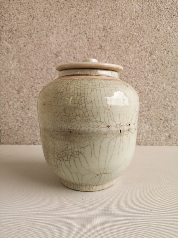 古玩陶瓷哥釉蓋罐拍賣,當(dāng)前價(jià)格858元